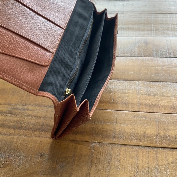 Vintage Leather Anne Klein Clutch Wallet - Picture 4 of 15